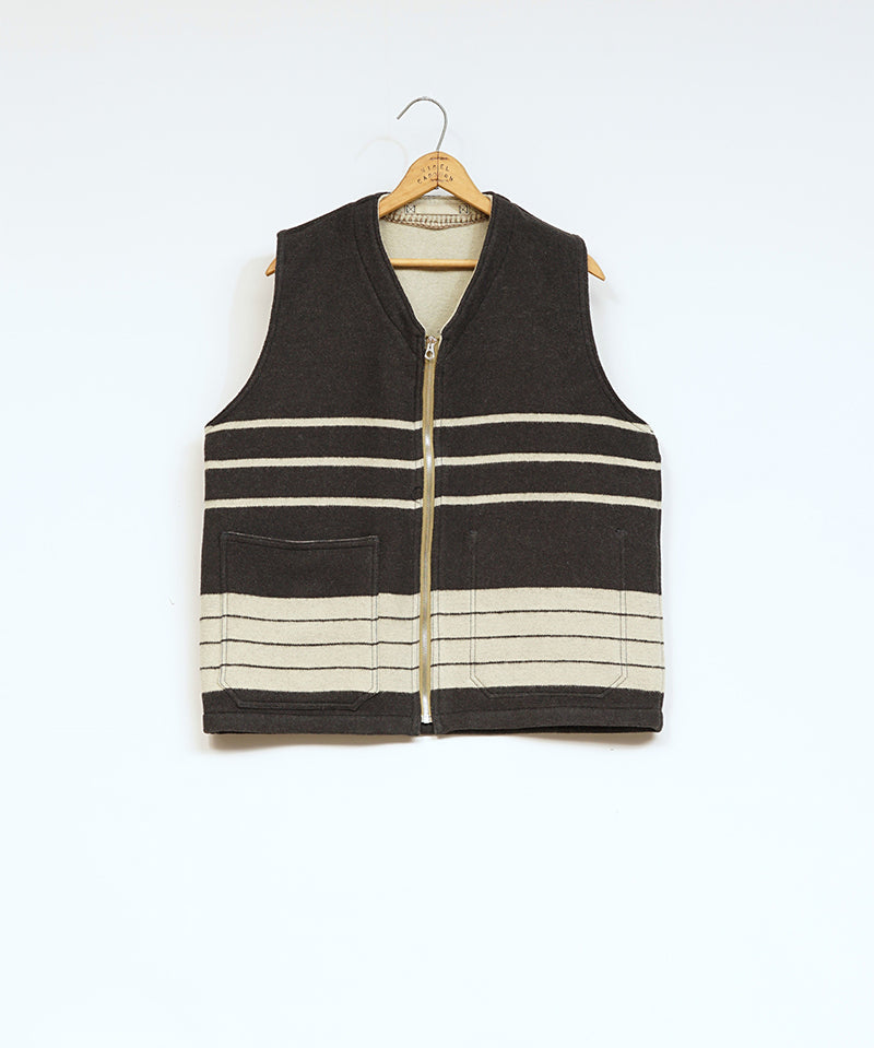 MOUNTAINEER BLANKET VEST