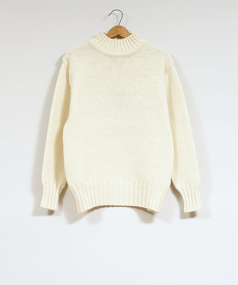 HIGH NECK KNIT