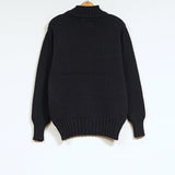 HIGH NECK KNIT