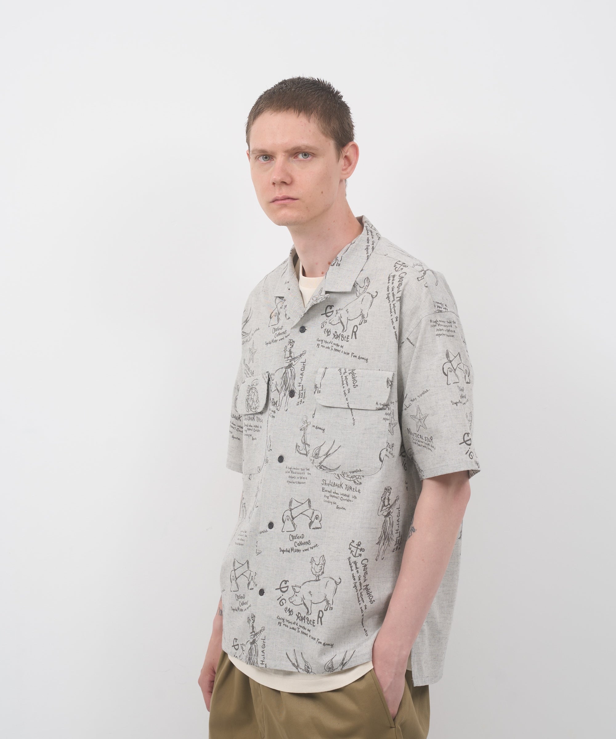 OPEN COLLAR SHIRT SHORT SLEEVE TATTOO