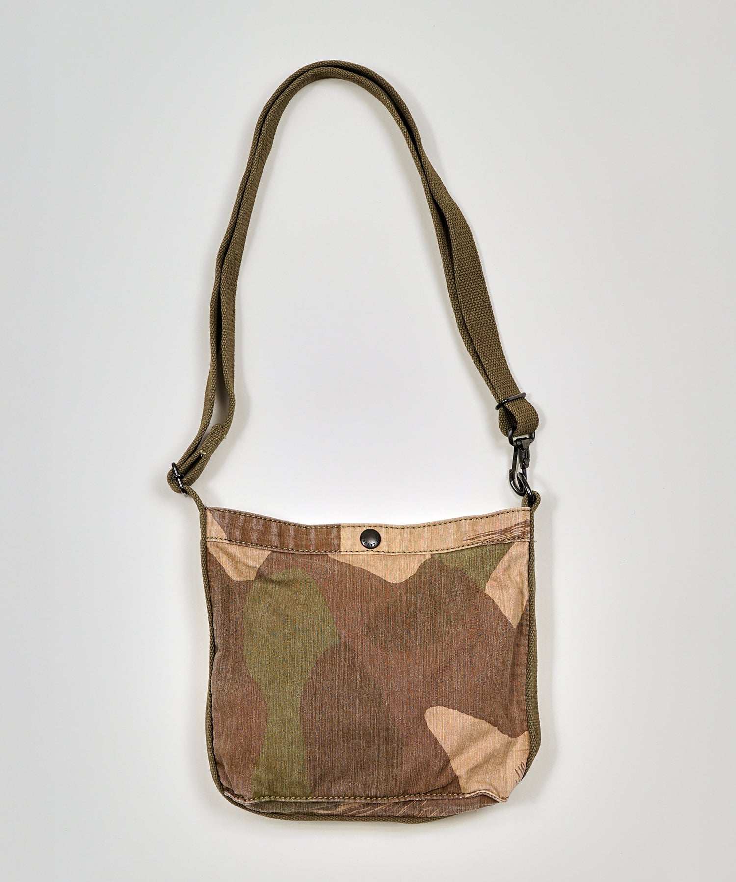 MAGAZINE BAG FADE CAMO