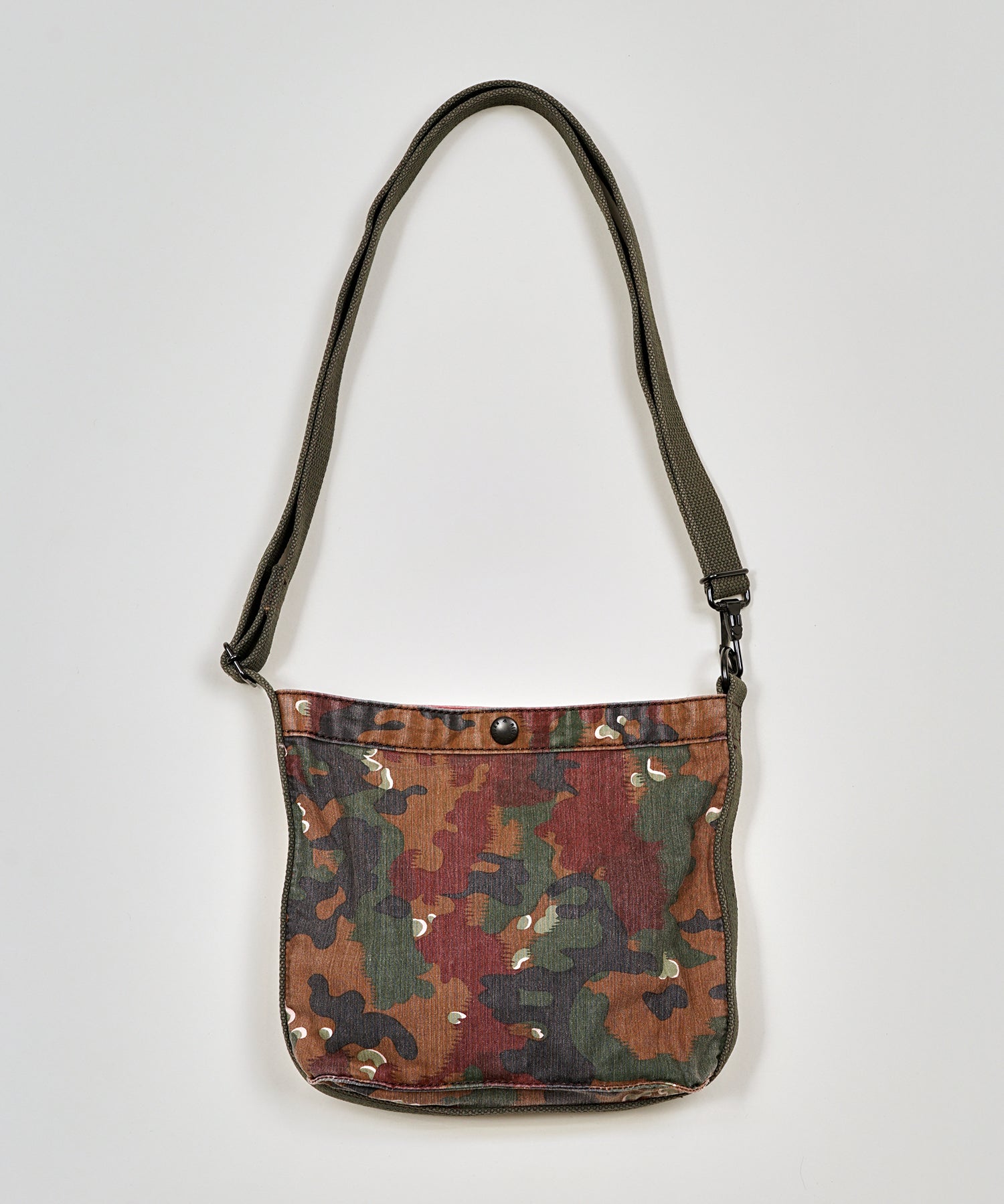 MAGAZINE BAG FADE CAMO