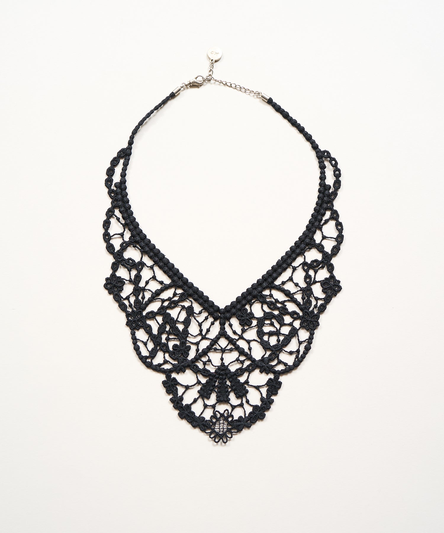 ANTIQUE LACE　SHORT NECKLACE