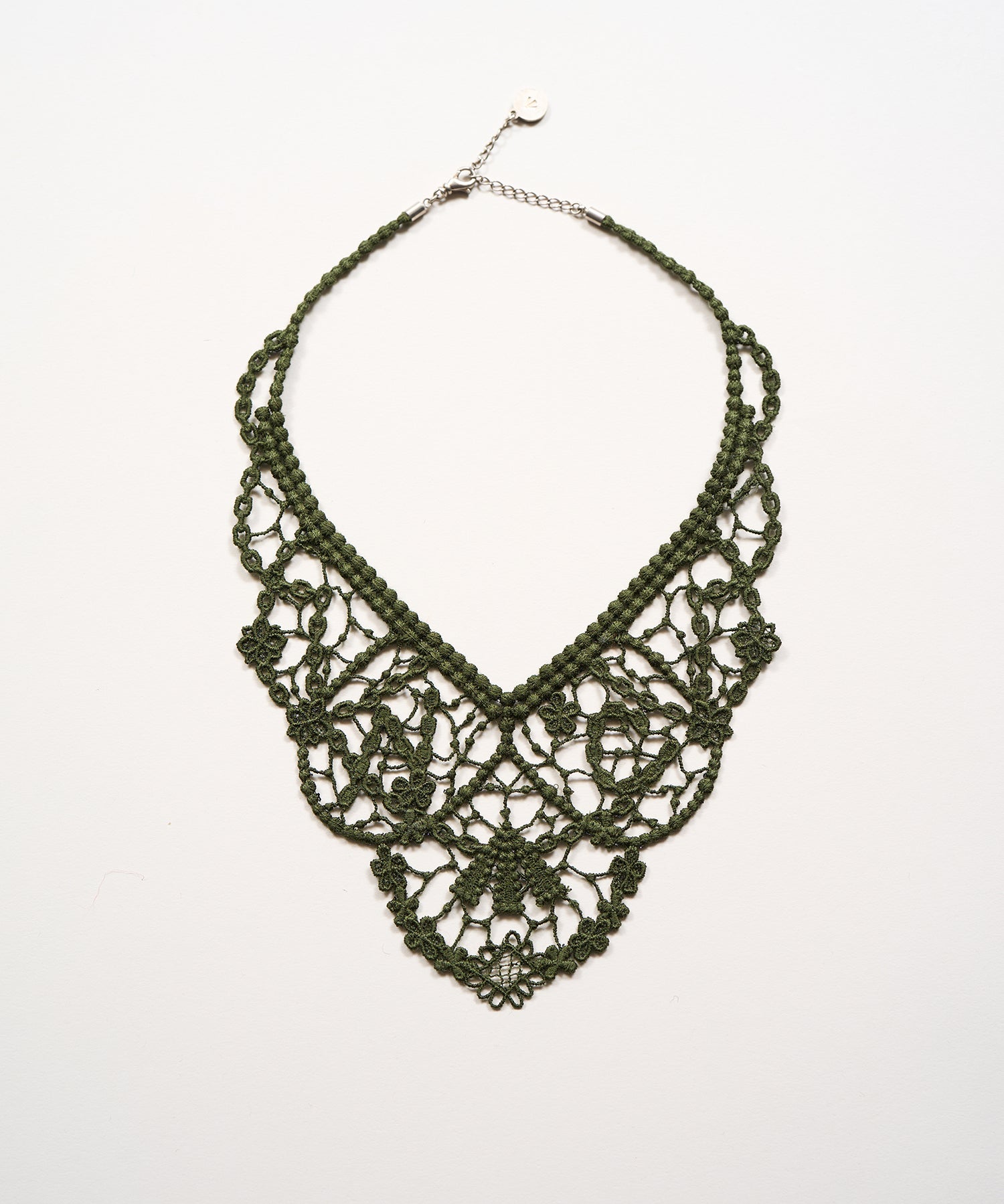 ANTIQUE LACE　SHORT NECKLACE